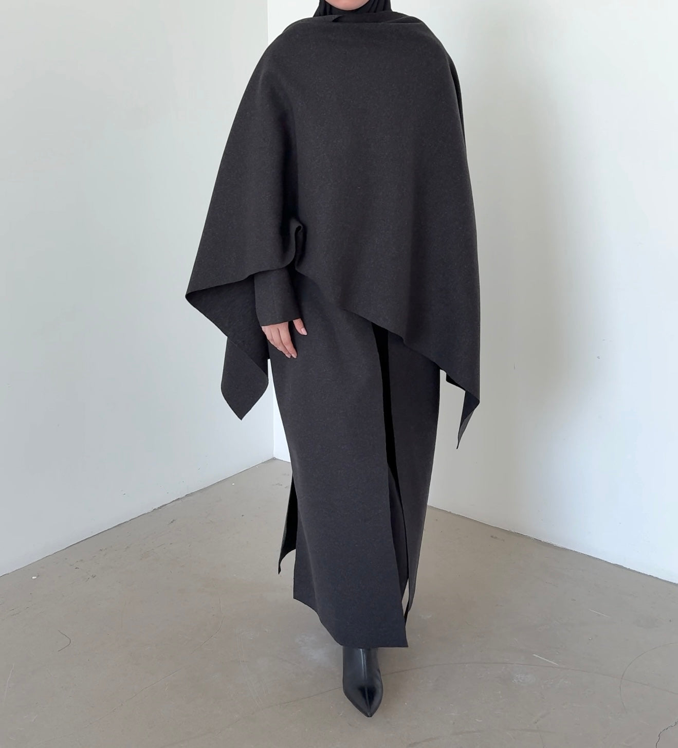Abaya wool blend dark grey