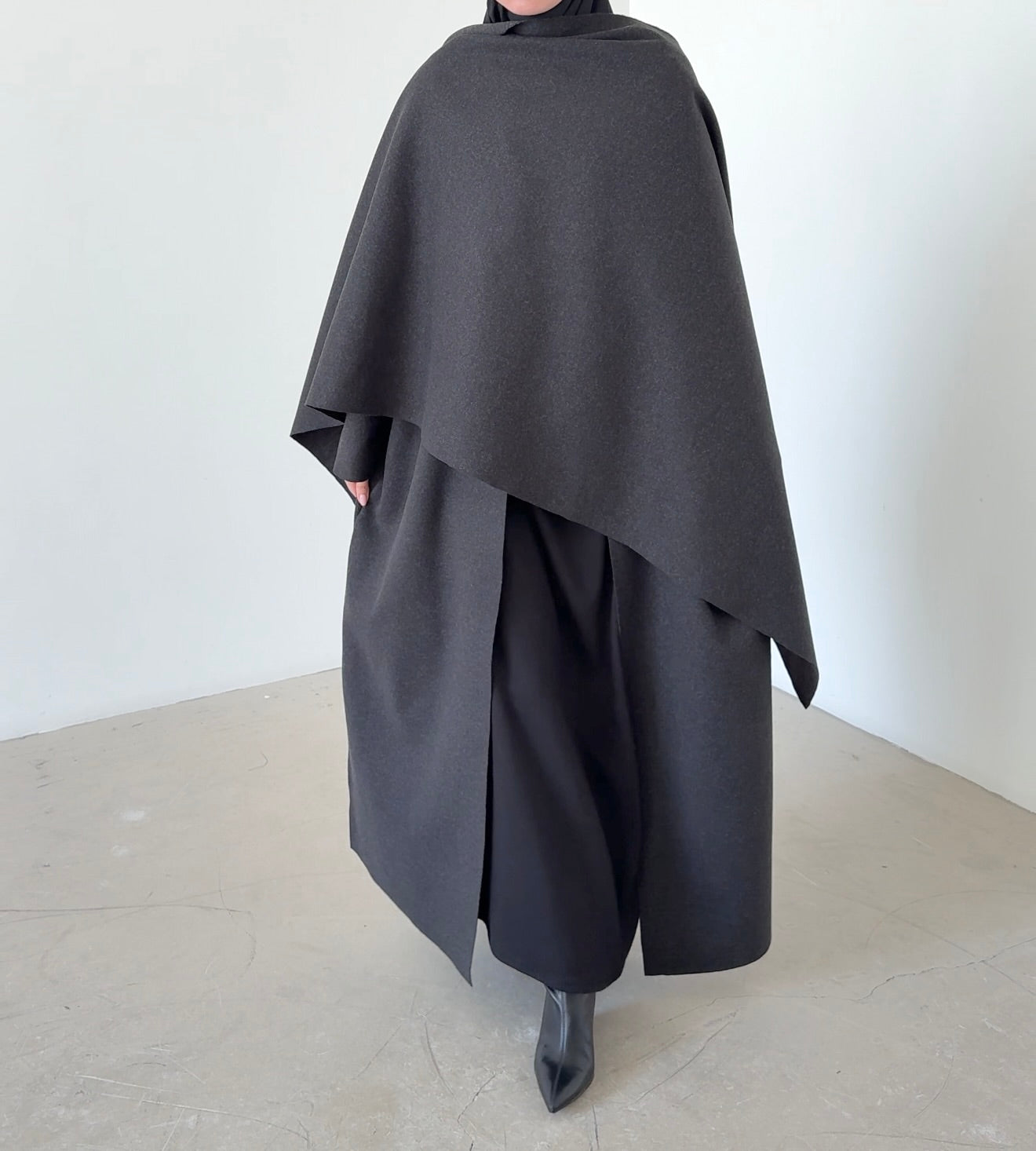 Abaya wool blend dark grey