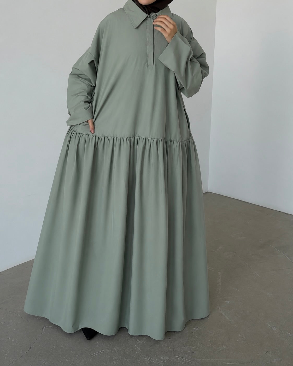 Robe en coton sauge