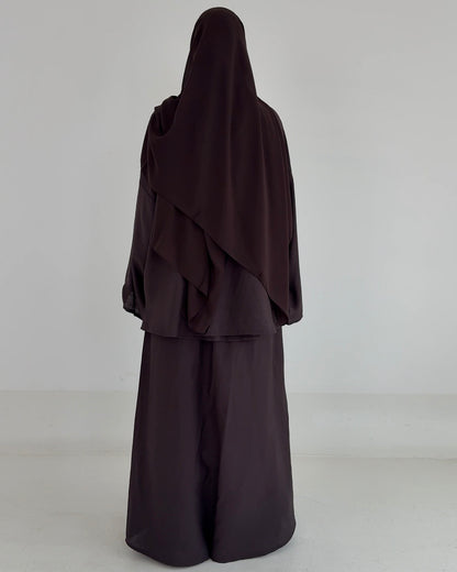 Set layering deep brown
