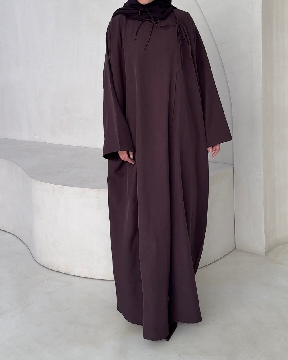 Abaya Nao plum - vue 2 - Mayrah