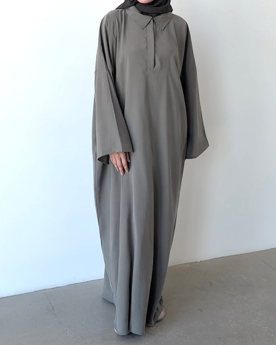 Robe à col sauge