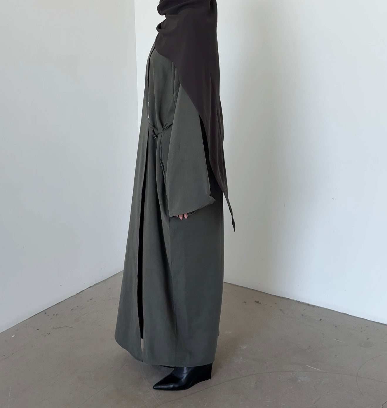 Abaya nova ash green