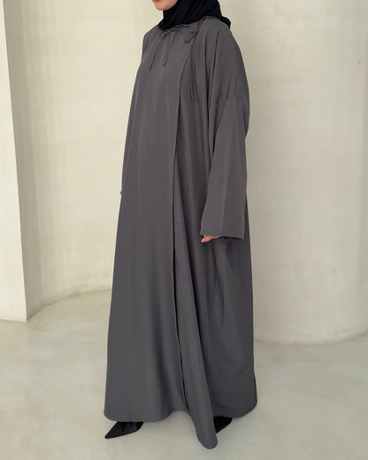 Abaya Nao anthracite MAYRAH - abaya lin mélangé coupe asymétrique nœuds au col, mode pudique premium
