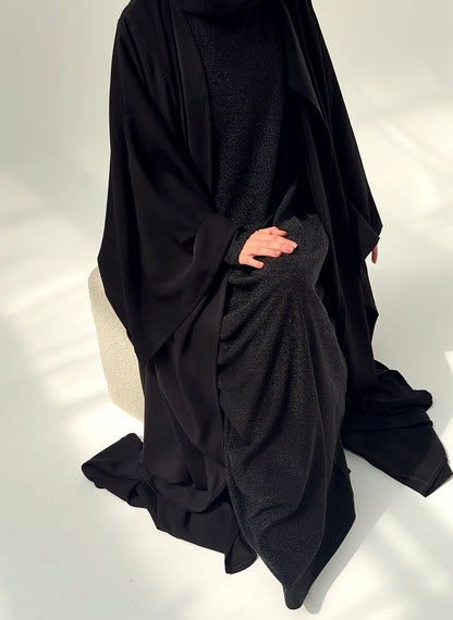 Set Naveah event full black