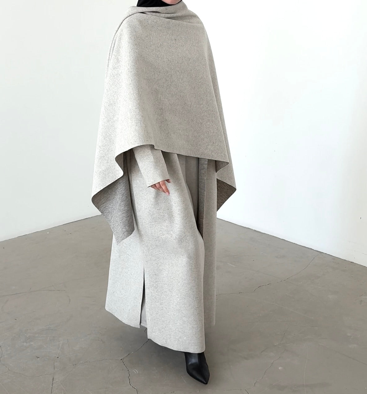 Abaya wool blend grey