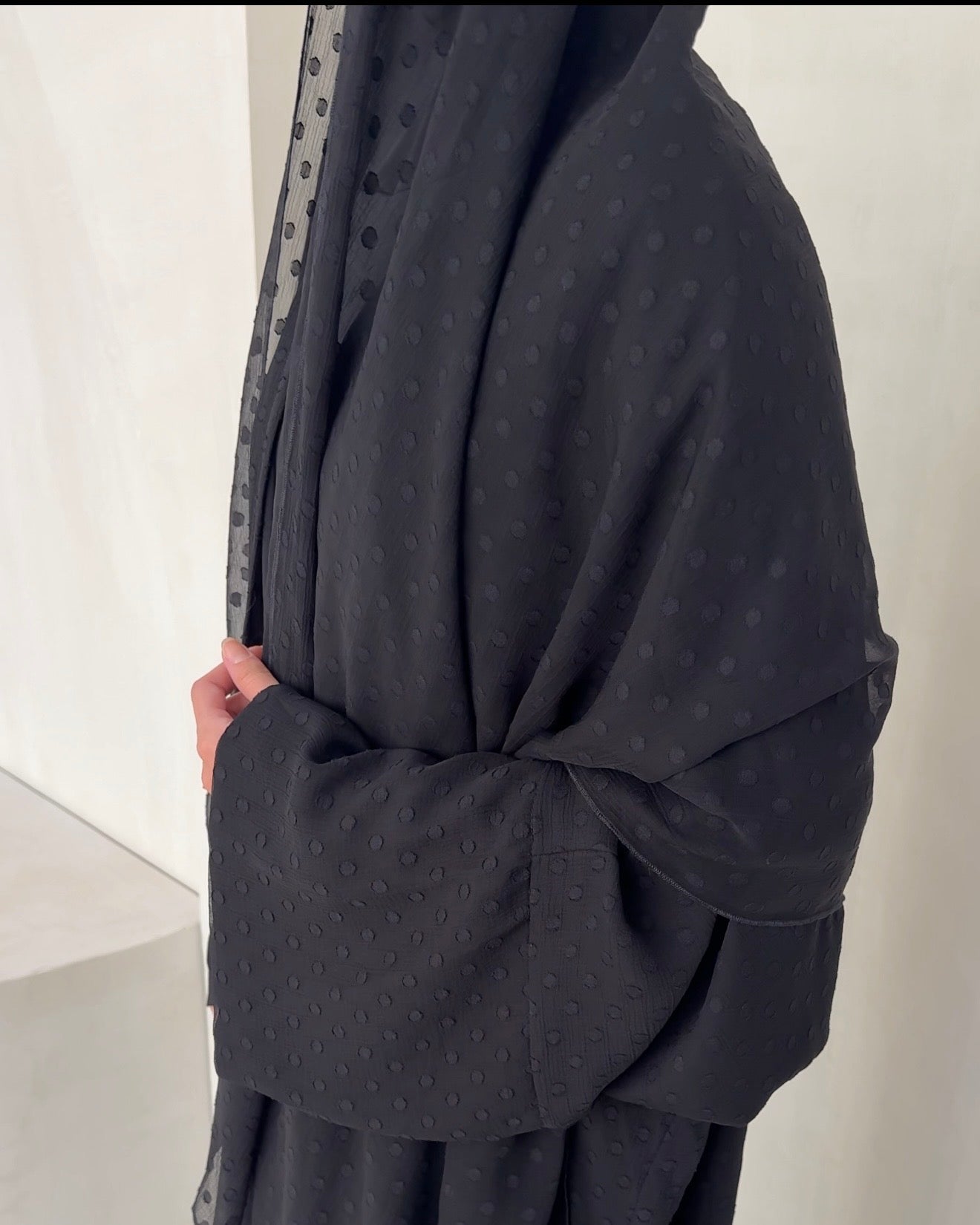 Abaya Neva - vue 3 - Mayrah