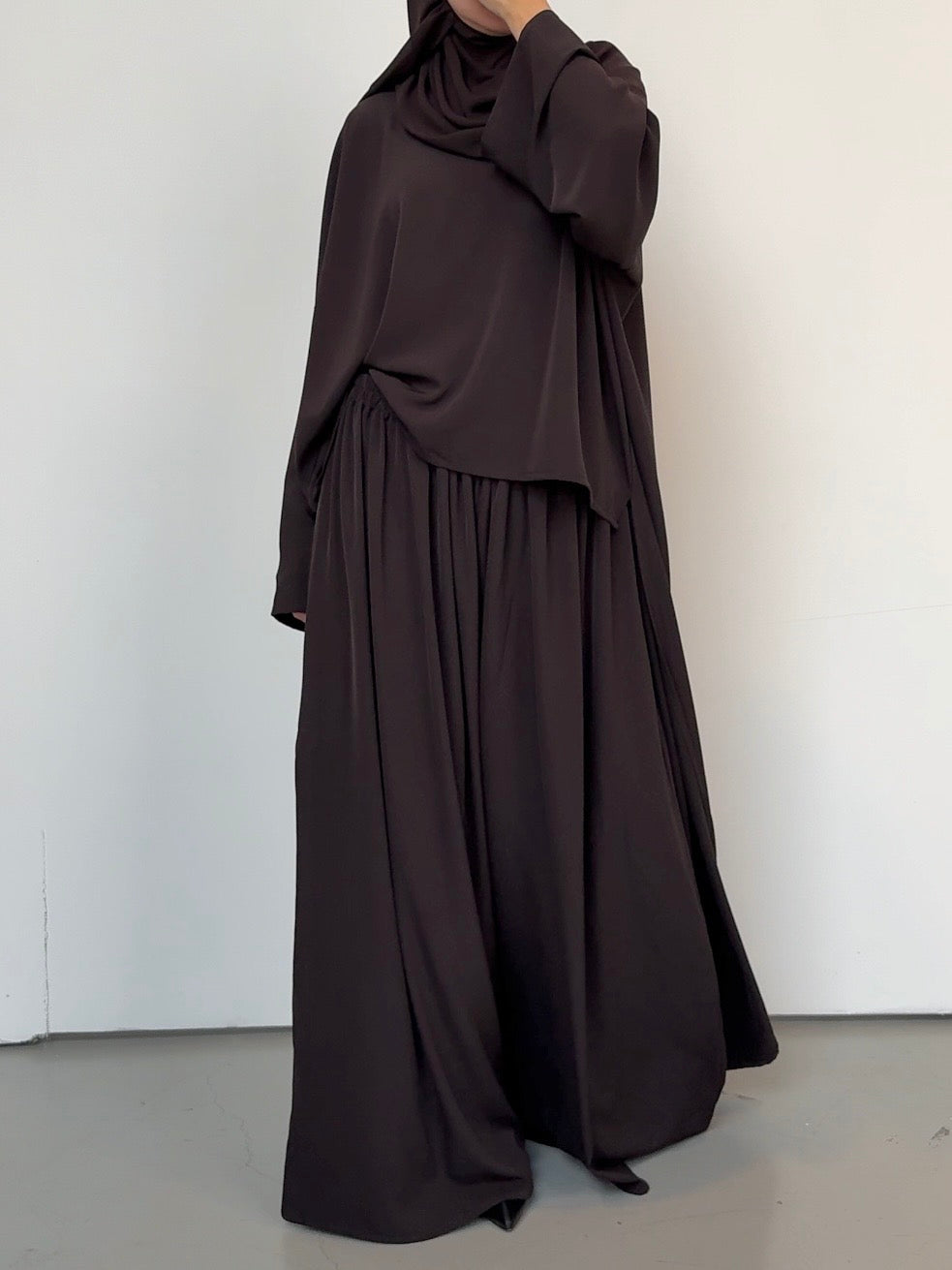 Bas Yuna dark brown